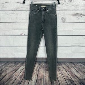 Levis Womens Jeans Premium Mile High Super Skinny Faded Black